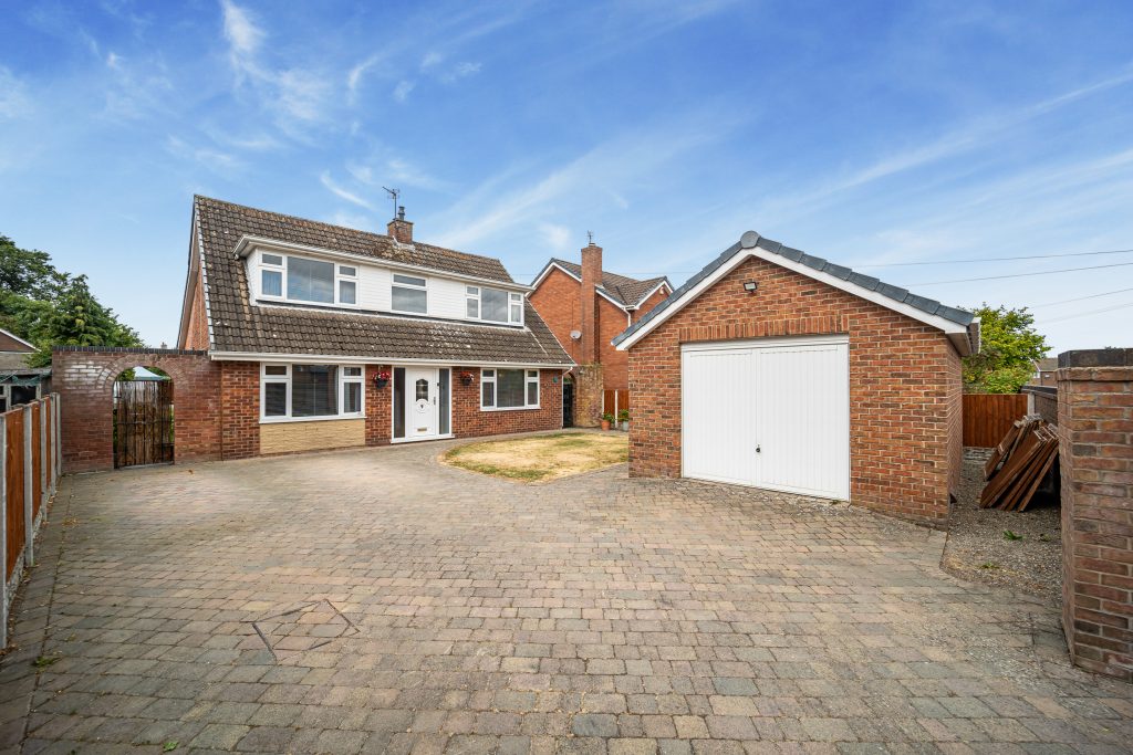 42 Shrewsbury Road 43