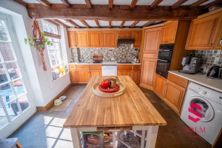 1 White Friars, Chester 10