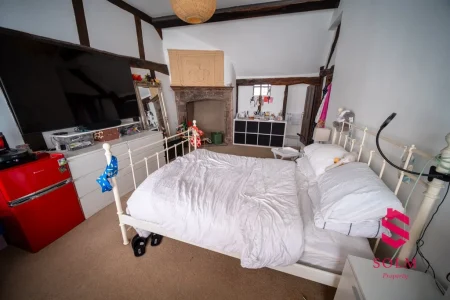 1 White Friars, Chester 11