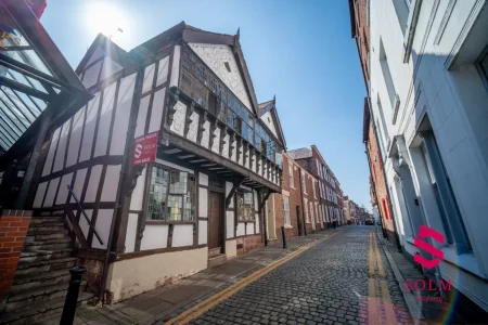 1 White Friars, Chester 2