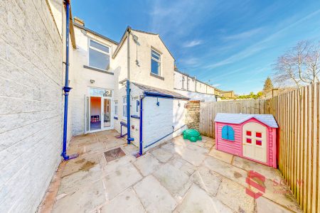 0033 33 Bolton Road North 360vision.uk 251126