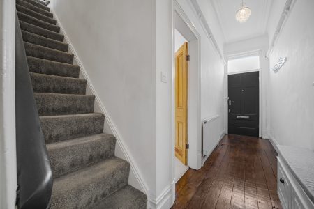33 Bolton Road North 35