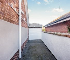 80 A Hough Green 24