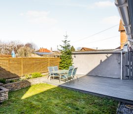 80 A Hough Green 30