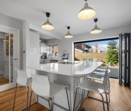 80 A Hough Green 38