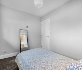 80 A Hough Green 52