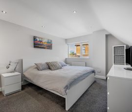 80 A Hough Green 55