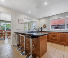 42 Shrewsbury Road 19