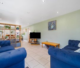 42 Shrewsbury Road 26