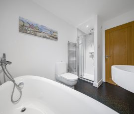 29 Family Bathroom