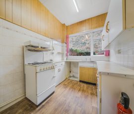 8 Beech Road 12